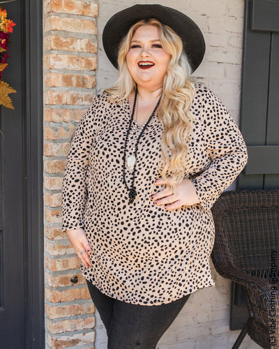 Curvy and Fabulous: How to Find Curvy Girl Outfits that Fit Your Style
