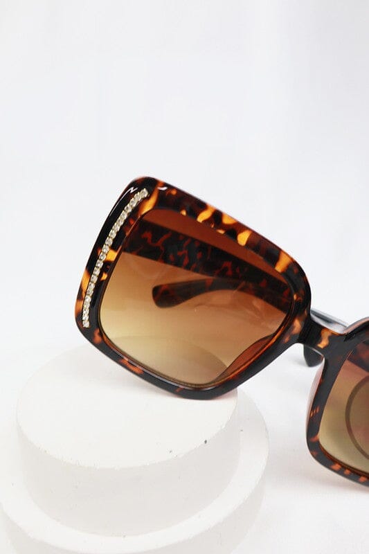 Ellure Rhinestone Sunglasses (2/6/24) accessories Cramilo Tortoise 