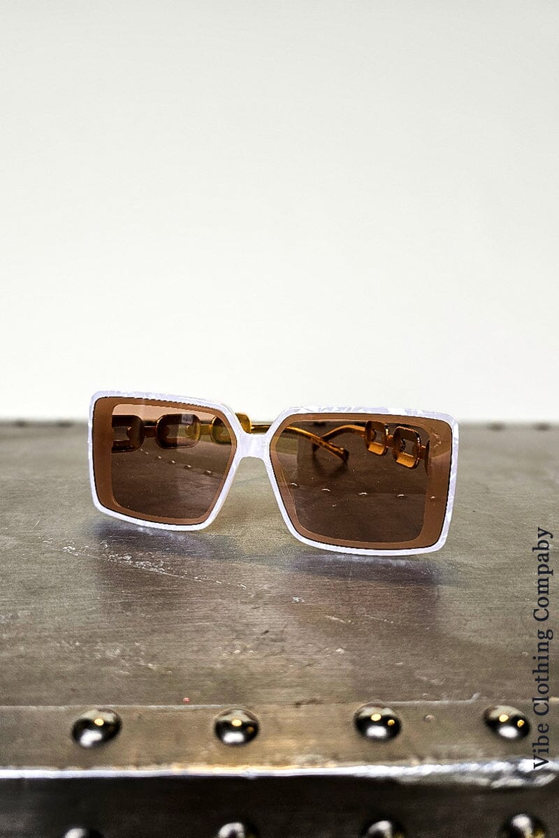 Chain of Cools Sunglasses accessories Dallas Pearl 