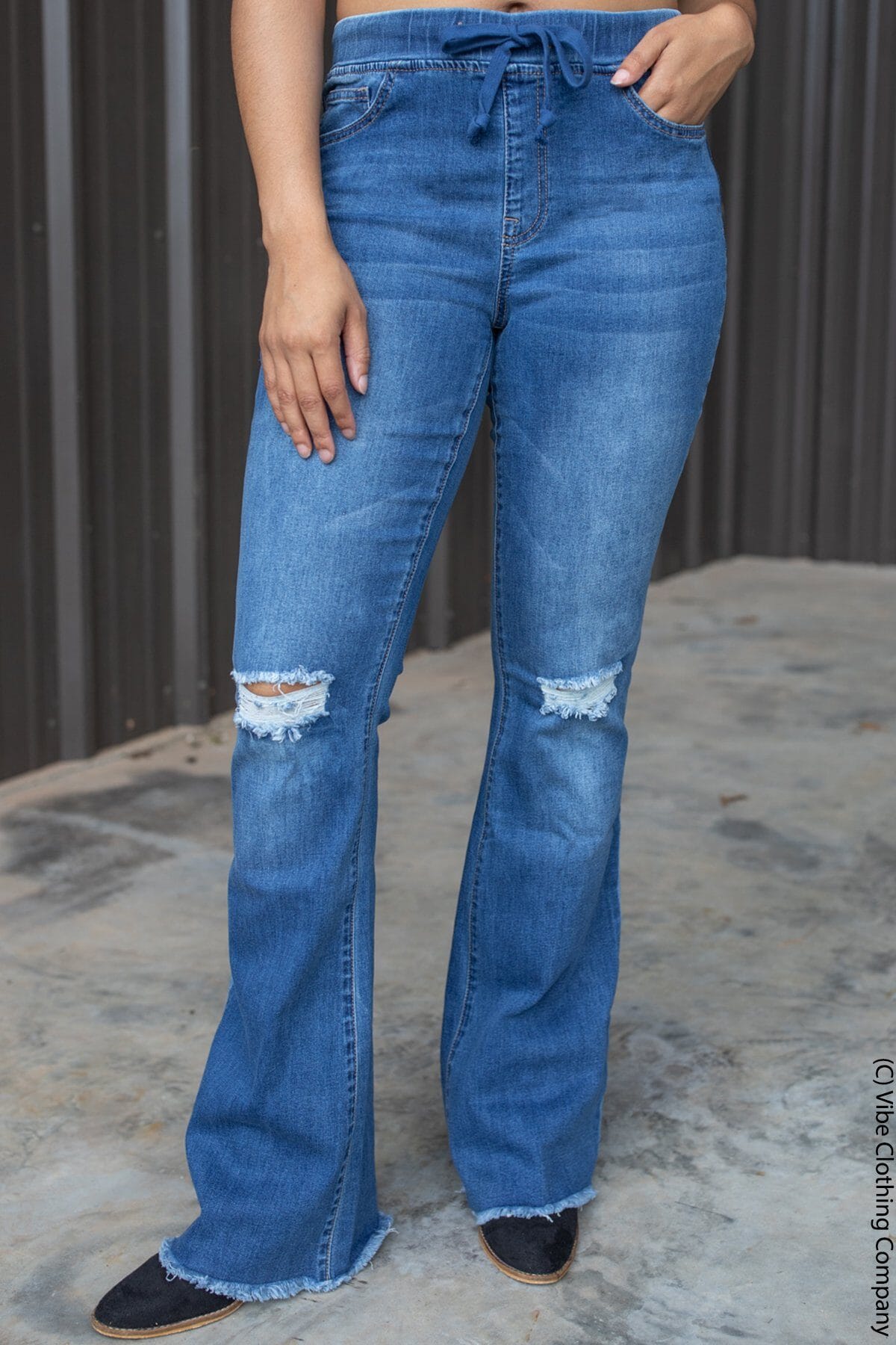 Betty Boot-Cut Distressed Jeans Bottoms YMI Small Darkwash 