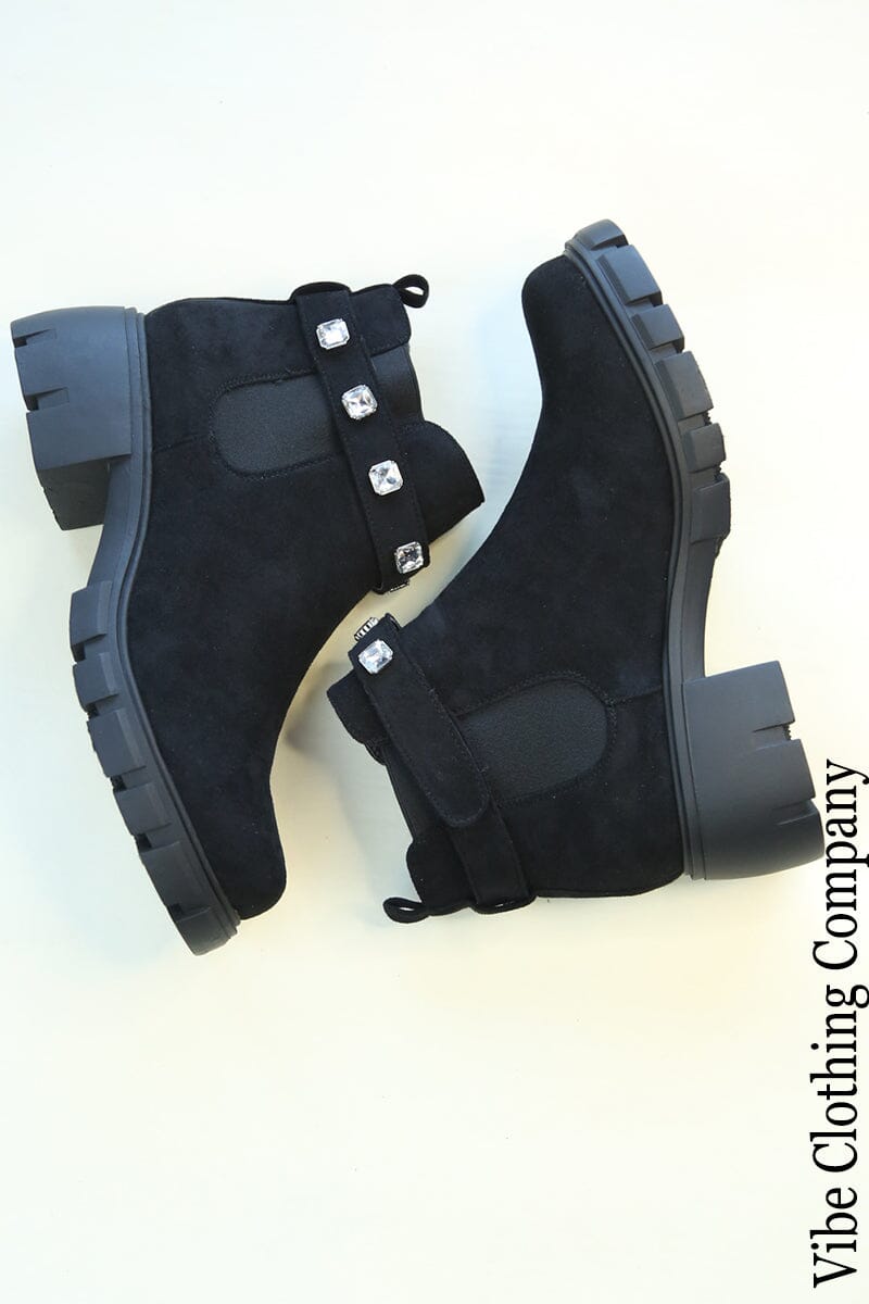 Camden Suede Booties Shoes 061 